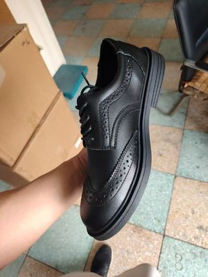 comprar Zapatos de seguridad cómodos, zapatos de seguridad de cuero de vaca, punta de acero para hombres, zapatos de seguridad, zapatos de trabajo de Kevlar, zapatos de trabajo con suela de goma online manufacture