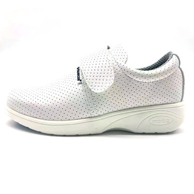 Zapatos de seguridad de enfermeras blancas de acero ligero y transpirable